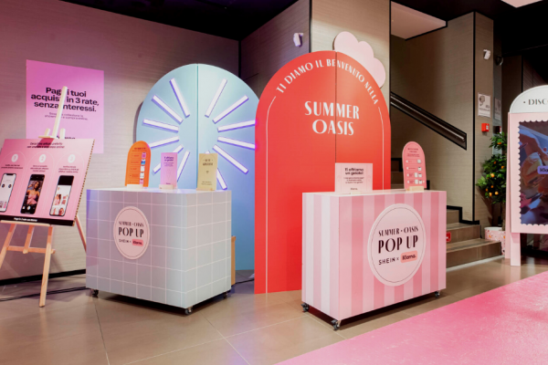 A pop-up store to engage the fashion community