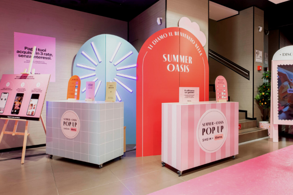 Un pop-up store per ingaggiare la fashion community